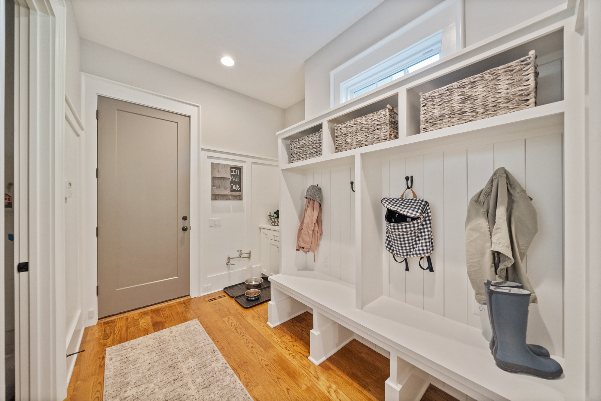 5 Organizing Tips for Your New Home