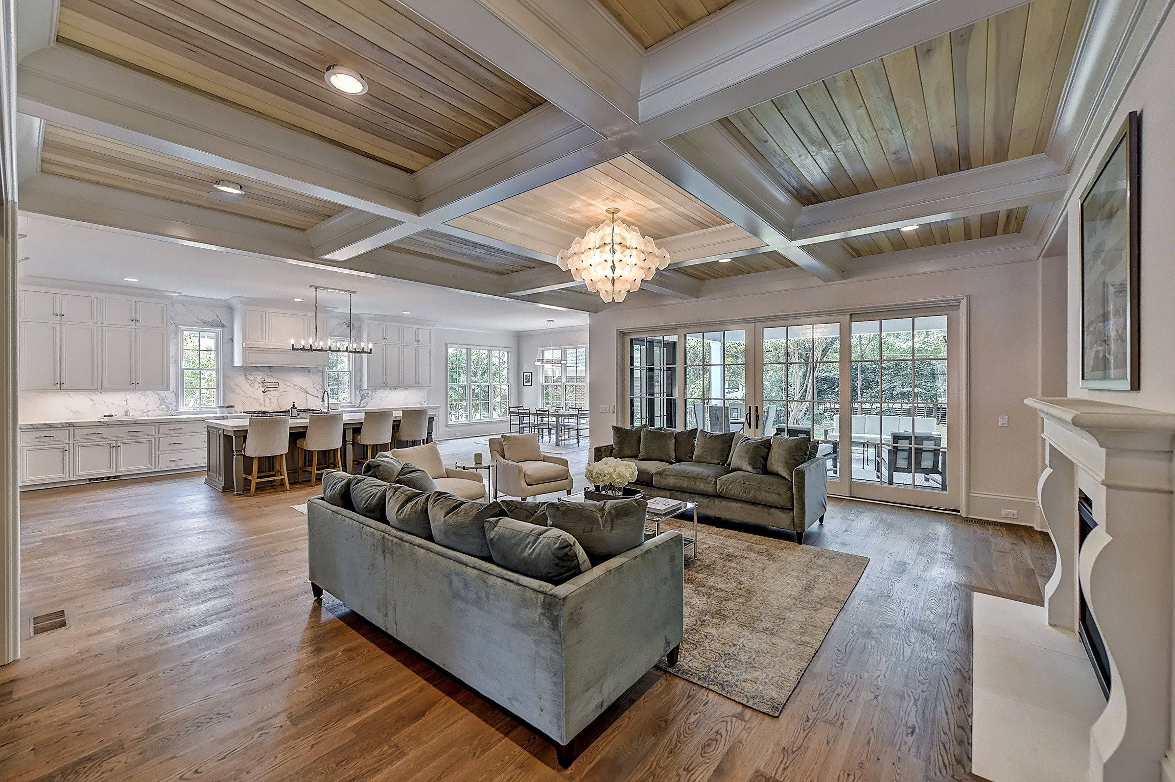 Considerations for Choosing an Open Concept vs. Traditional Floorplan